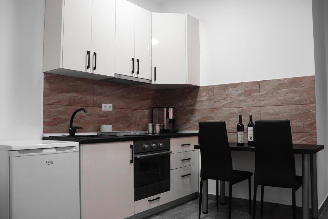 Stan Na Dan Sebastijan Apartment Banja Luka Ngoại thất bức ảnh